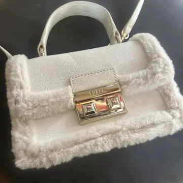 FURLA 화이트 숄더백 새상품급