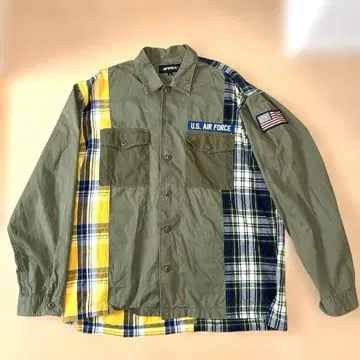AVIREX 리메이크 밀리터리 셔츠 절개 디자인 오버 사이즈