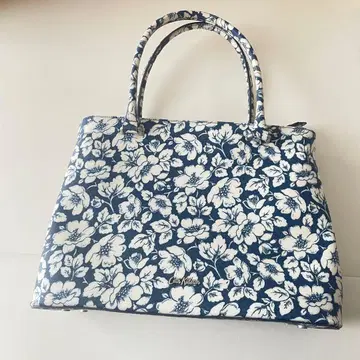 꽃무늬 토트백 네이비/화이트 캐스키드슨 CathKidston