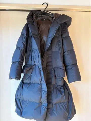 +J 블랙 다운 자켓 S