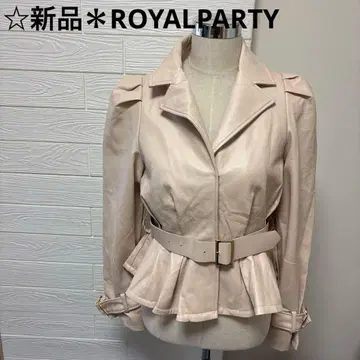 새상품 ROYALPARTY 베이지 가죽풍 자켓 페플럼 디자인