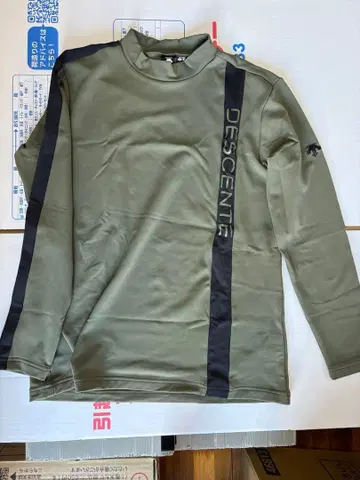 데상트 골프 모크넥 스무스 속기모 긴팔 셔츠 새상품급