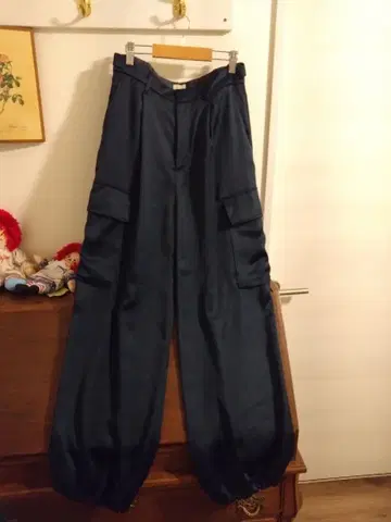 그린 레이블 릴랙싱 카고 팬츠 코발트 블루