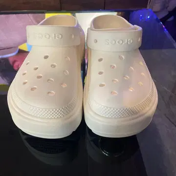 Crocs 화이트 사보 샌들 M7/W9