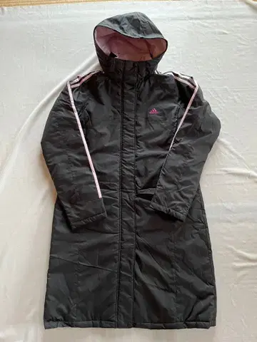 새상품급 adidas 블랙 핑크 충전솜 코트 벤치 코트 아디다스