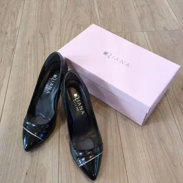 DIANA 블랙 에나멜 펌프스 23cm