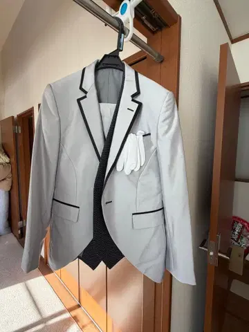 [새상품급] TuNoah Wedding 턱시도 3세트 실버