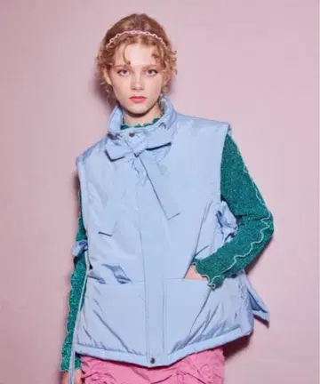 candy stripper 리본 퀼팅 다운 베스트 스카이블루