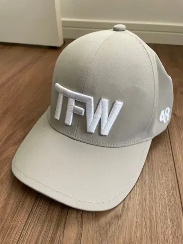 TFW49 자수 로고 그레이 캡 49
