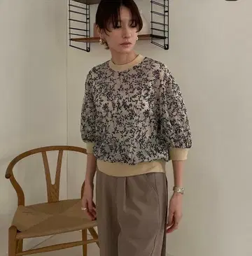 CLANE FLORET EMBROIDERY COMPACT TOPS