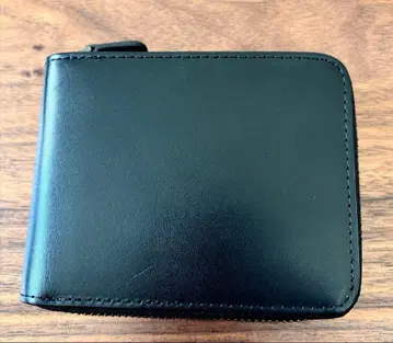 블랙 가죽 접이식 지갑 올라운드 지퍼