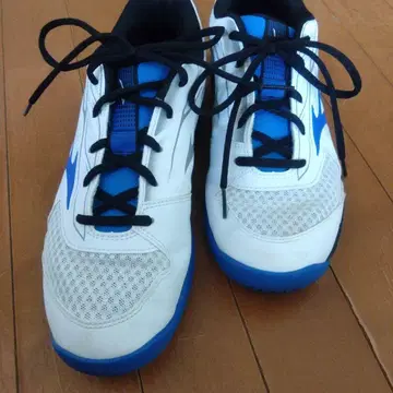 미즈노 테니스화 화이트/블루