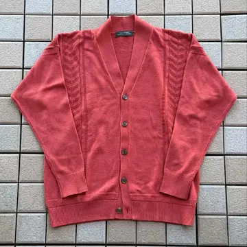 코랄 핑크 V넥 가디건 뜨개질