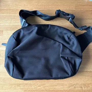 drip 하프 데이팩 HALFDAY PACK 바디백