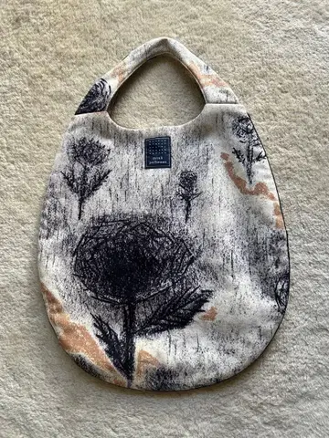 미나 페르호넨 에그 백