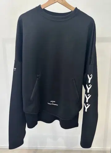 LYFT 블랙 크루넥 트레이닝복