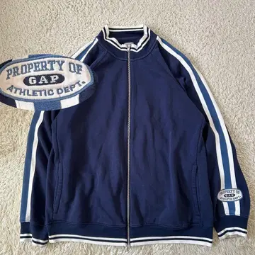 갭 트랙 자켓 모크넥 와펜 자수 하이넥 지퍼