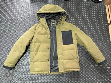 ZARA 다운 자켓 카키