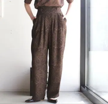 CLANE 페이즐리 턱 팬츠 브라운 사이즈 1 새상품급!
