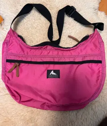 GREGORY 구 로고 새첼 나일론 백 핑크