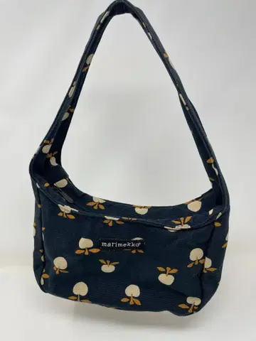 marimekko 네이비 과일 패턴 숄더백