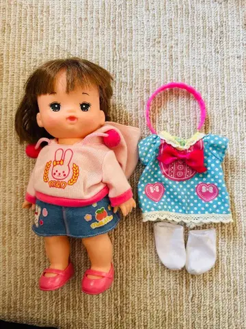 캐주얼 인형과 의류 세트 유카짱