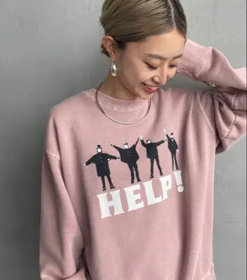 THE BEATLES 프린트 맨투맨(HELP!)