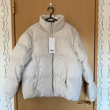 AZUL by moussy 아이보리 다운 자켓