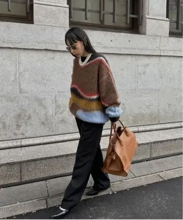 BODY LINE ABORIGINE ART KNIT TOP 브라운 블루