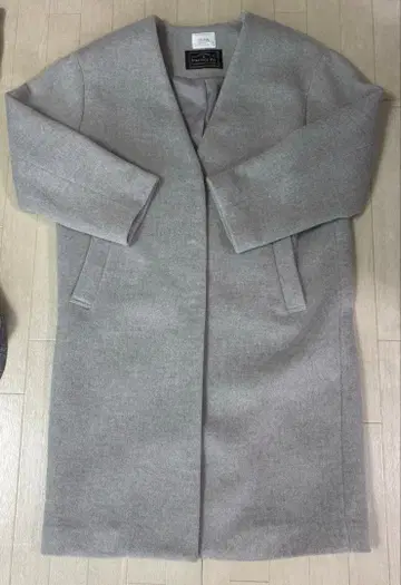 로리즈팜 LOWRYS FARM 메리노 노카라 코트 그레이