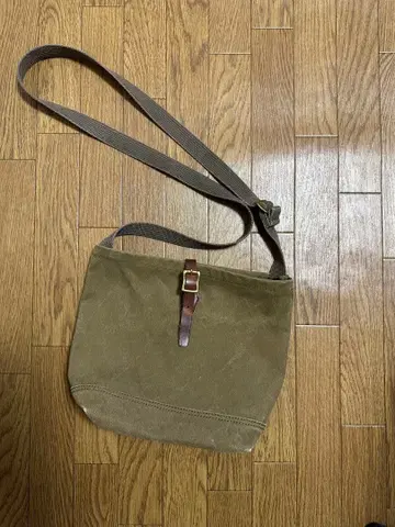 ARTS&CRAFTS 캔버스 버킷 숄더