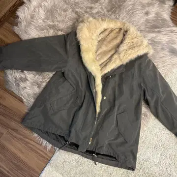 퍼 달린 마운틴 후드티