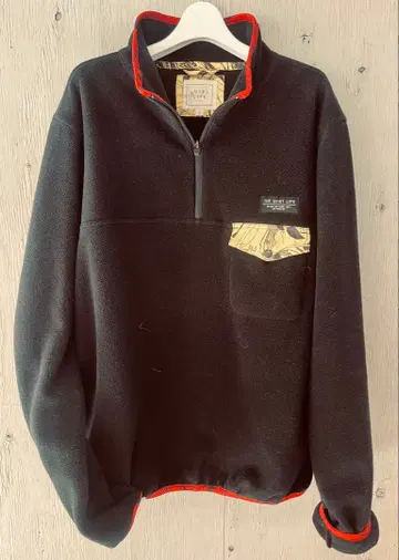 THE QUIET LIFE 플리스 자켓 블랙/레드