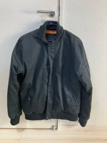 DC SHOE 블랙 MA-1 자켓