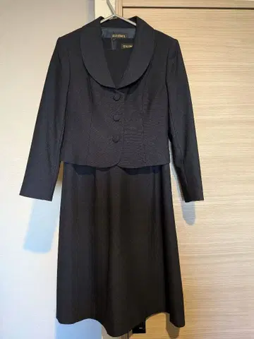 네이비 자켓과 드레스 세트 7호