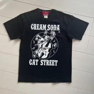 CREAM SODA 반팔 티셔츠