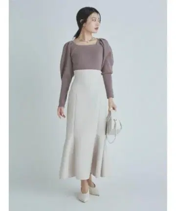 CELFORD 퀼트풍 자카드 스커트