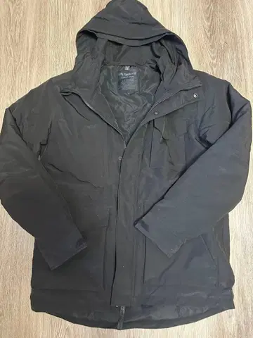 워크맨 블랙 후드 부착 자켓