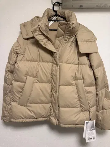 Wunder Puff Jacket 베이지 사이즈 4