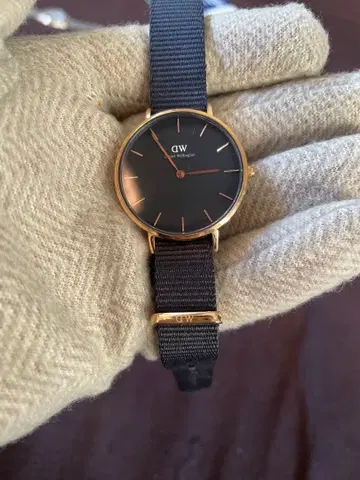 DW 블랙 손목시계 (쿼츠)