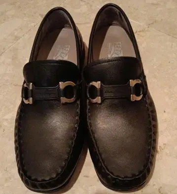 Ferragamo 블랙 로퍼 25cm ZM 61402 EE 무료배송