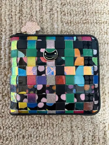 츠모리치사토 3단 폴더형 지갑