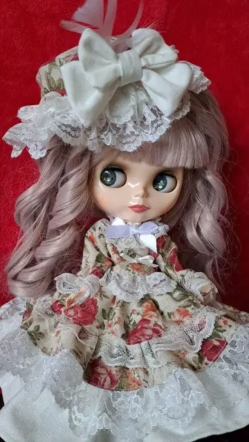 브라이스 아웃핏 장미 향기