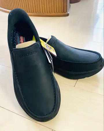 [ 미사용 새상품 ] 스케쳐스 슬립인즈 가죽 신발 슬립온 메모리폼