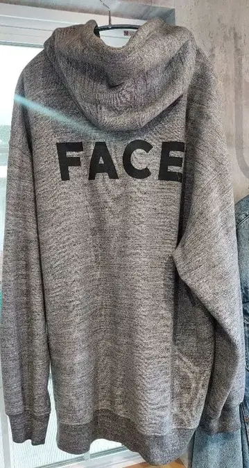 파세타즘 서리 내린 듯한 그레이 오버사이즈 후드티