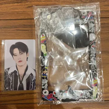 JO1 코노 준키 회전식 트레이딩 카드 스탠드