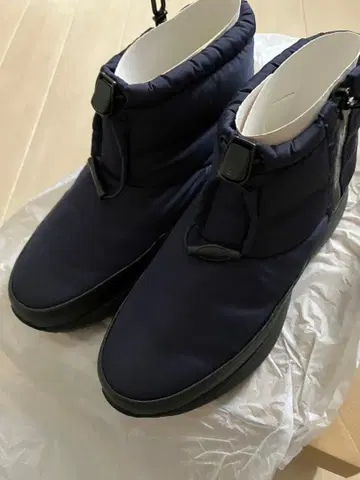 DESCENTE 데상트 액티브 윈터 부츠 네이비