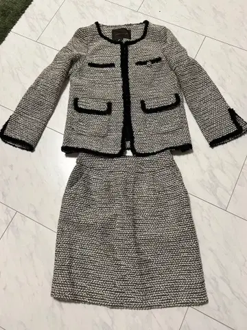 Jewel Changes 트위드 자켓과 스커트 세트