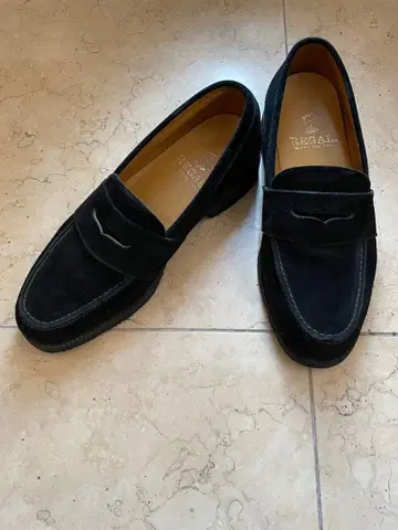 REGAL 블랙 스웨이드 로퍼
