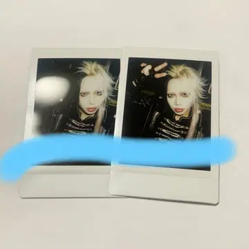 0.1g의 오산 미도리카와 유우 폴라로이드 세트